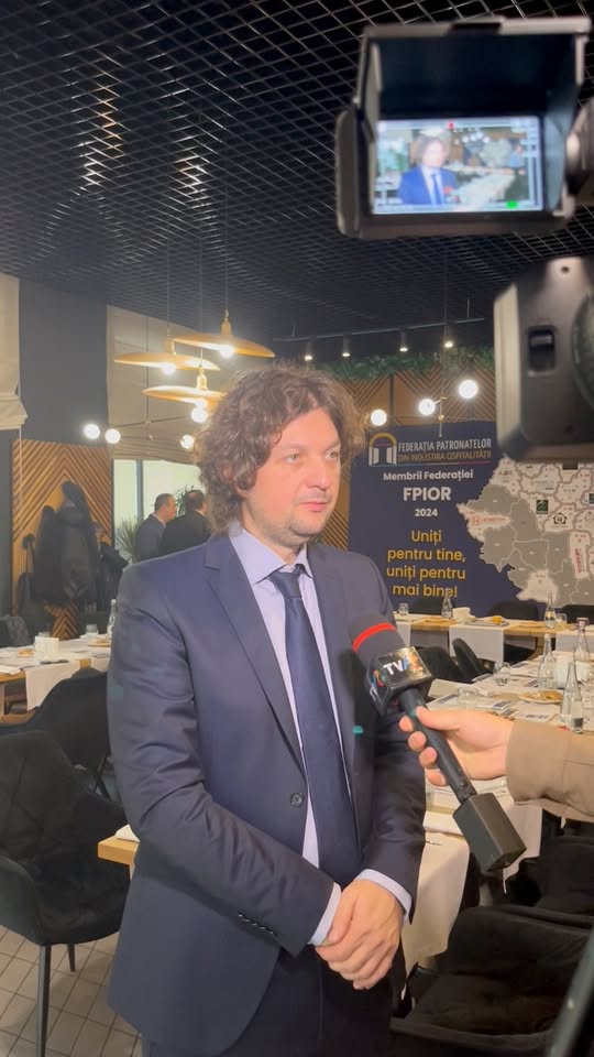 source: https://www.facebook.com/reel/26027922436832165/