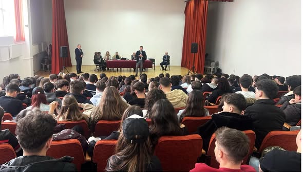 source: https://www.facebook.com/asf.romania/posts/pfbid0xRgMwB866vwk9Pijm6EKWUfsCDBUN1ydBEq4eQtTzwWajouCFMZbTRV6SQc7Nh2el