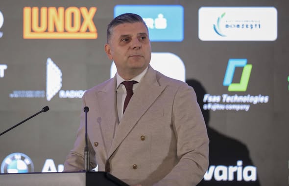 source: https://www.facebook.com/asf.romania/posts/pfbid0293HvTGAevfkELpeHmqLgiADpvjFyGKDM6AYeUG4H9X5FsU5KeujdRKmSeT9RC2P6l