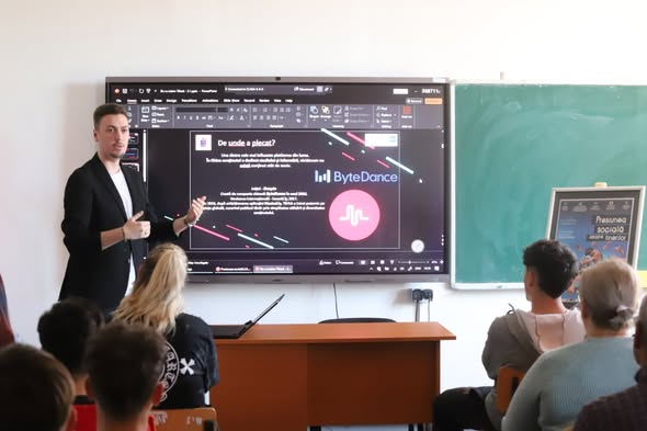 source: https://www.facebook.com/consiliulnationalalaudiovizualului/posts/pfbid028TuGbXoAQy7bkVMweGRqimBzS53w94dUXAh3CGAxSb9MNX9tbaevi7LMHYXomnxNl